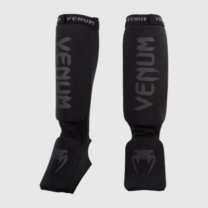 Venum Chrániče holení Shin Guards Black MM