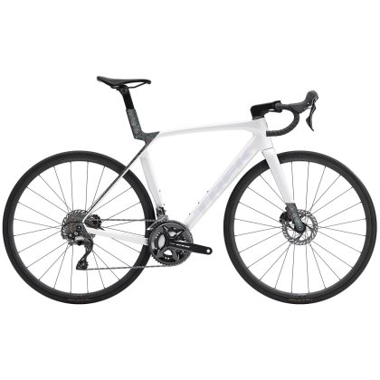 Trek Madone SL 5 Gen 8 Gloss Crystal White/Matte Deep Smoke 2026