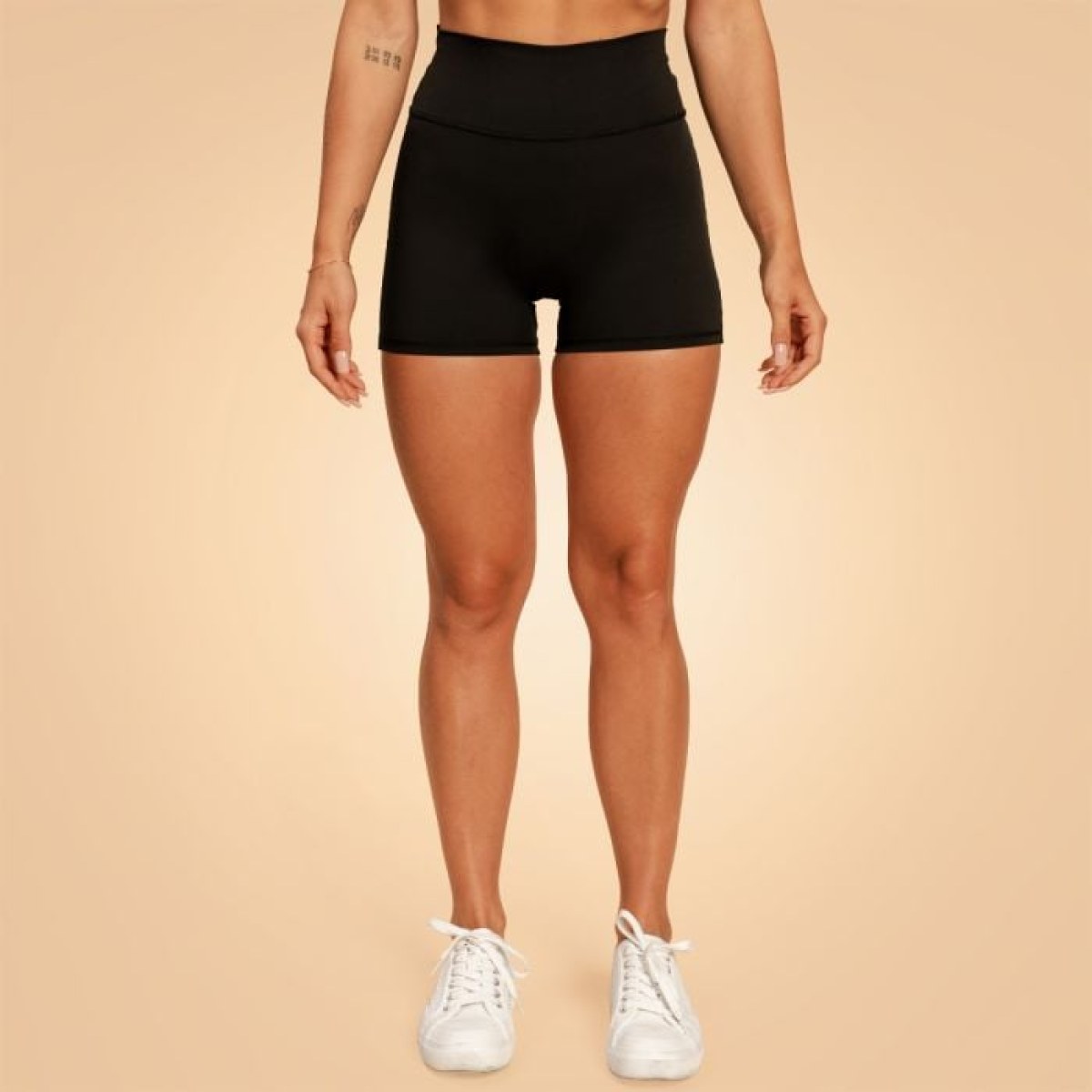 BeastPink Dámske šortky Sense Black MM · záber 1
