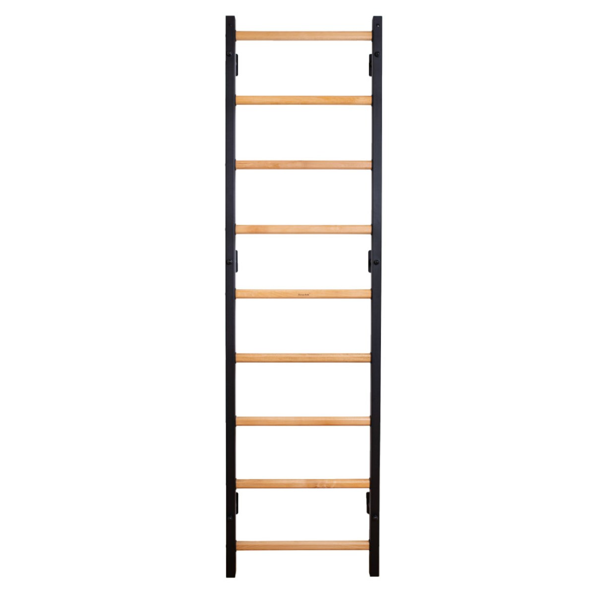 BenchK 700B · záber 1
