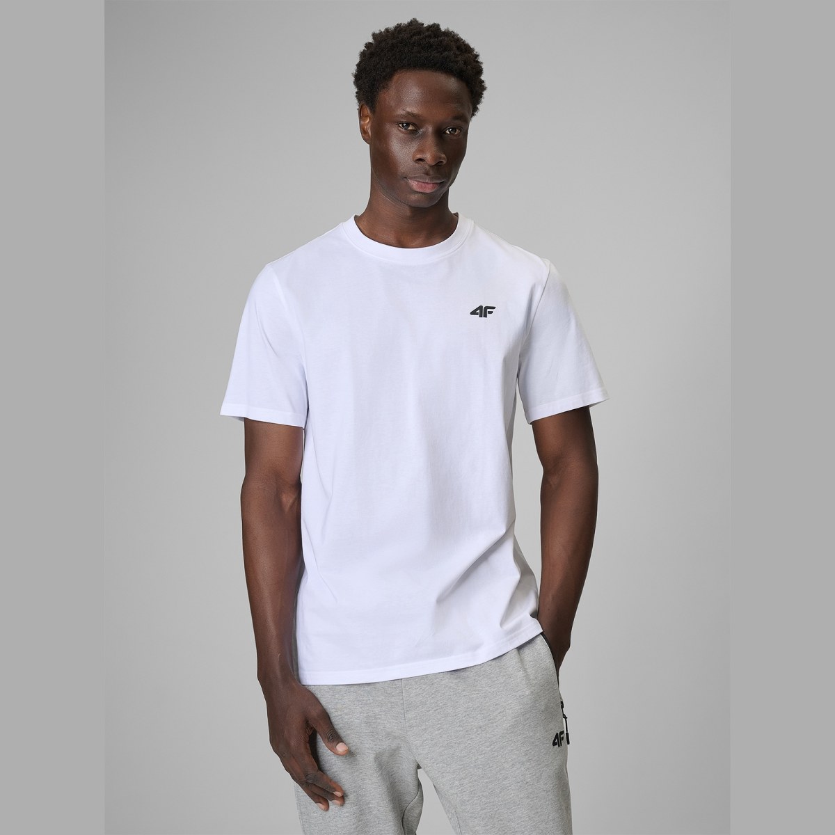 T-shirt regular hladký pánsky (3-pack) - biely · záber 1