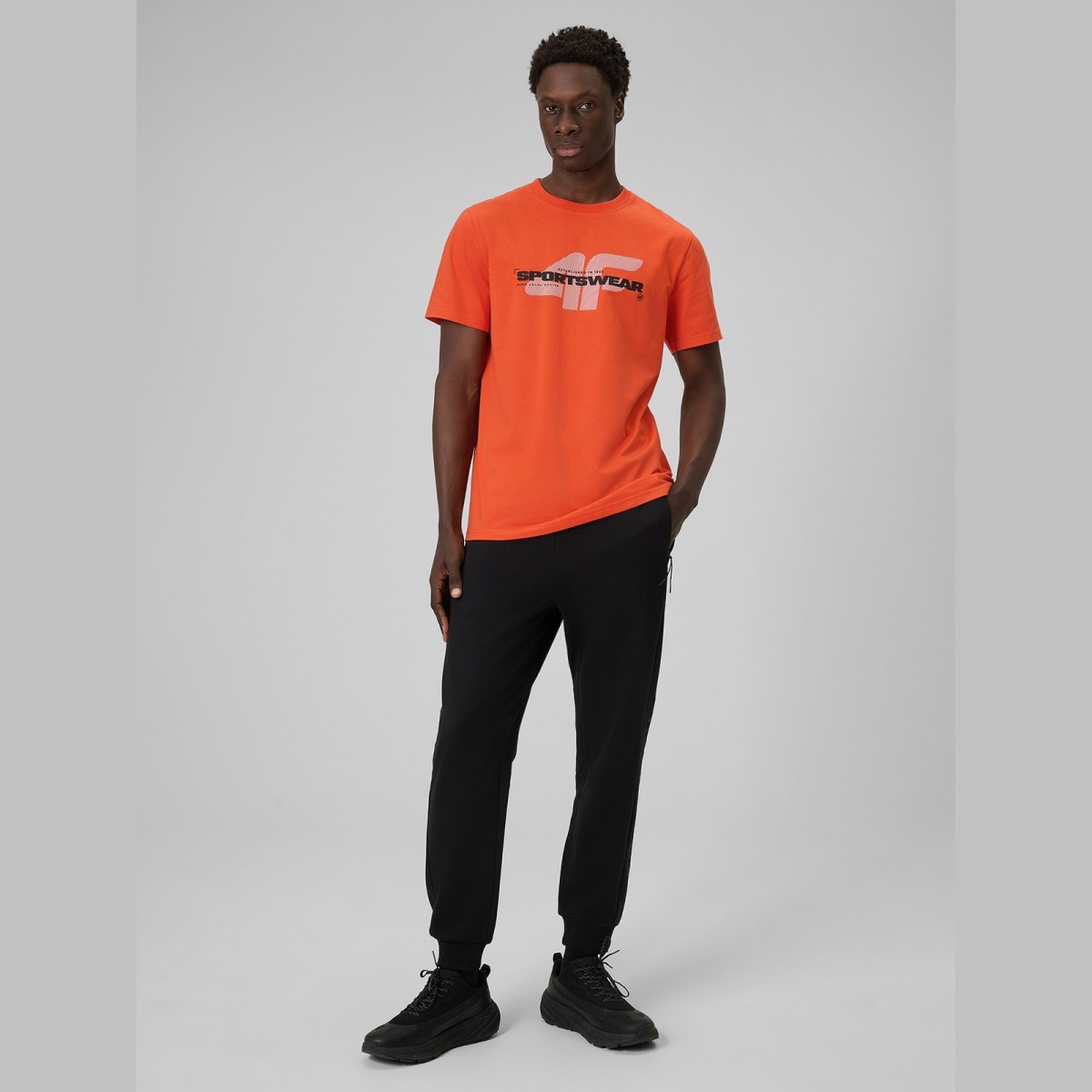 T-shirt regular s potlačou pánsky - oranžový · záber 2