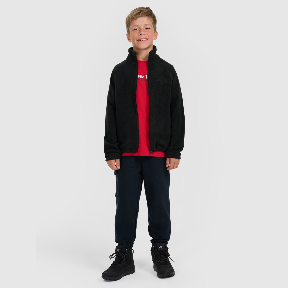 Chlapčenský regular fleece so stojačikom - čierny · záber 2