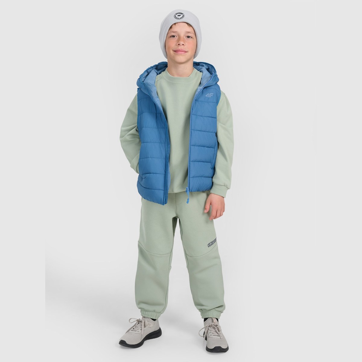 Chlapčenská oversize tepláková mikina bez zipsu bez kapucne - olivová · záber 2