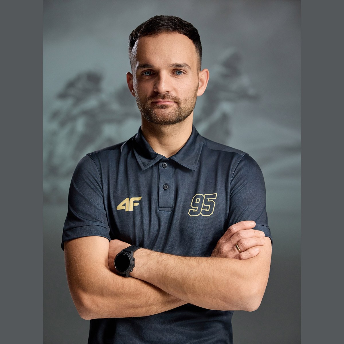 Pánske rýchloschnúce polo tričko 4F x Bartosz Zmarzlik - čierne · záber 1