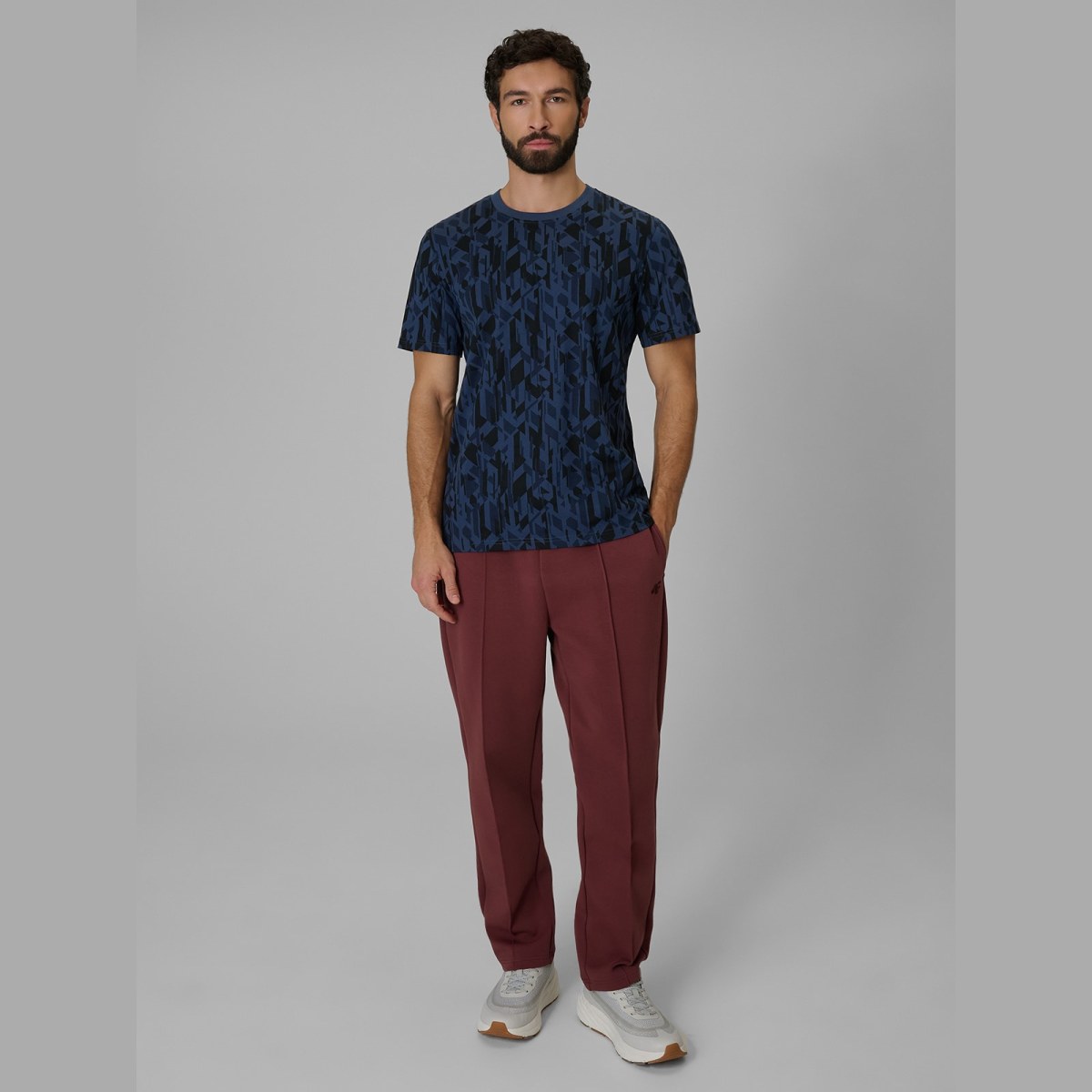T-shirt regular s potlačou pánsky - tmavomodrý · záber 12