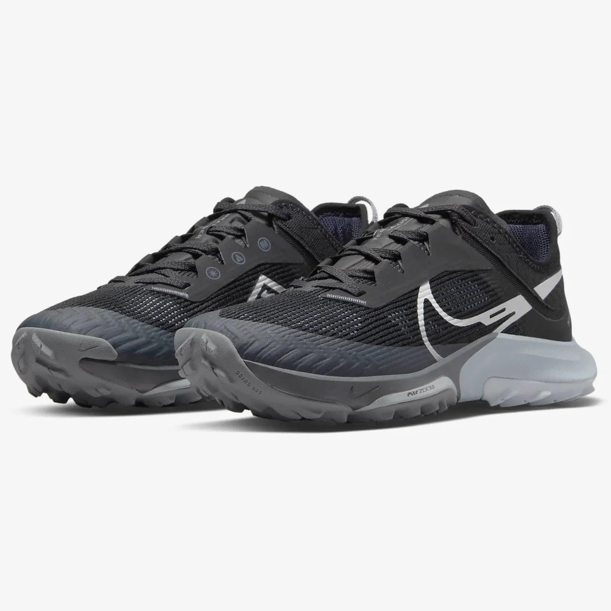Nike Air Zoom Terra Kiger 8 W - Veľkosť: 37,5 | Farba: Čierna, Sivá · záber 3