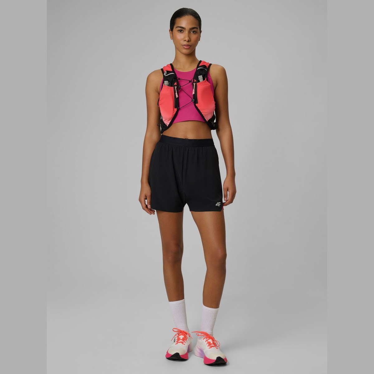 Crop top na behanie rýchloschnúci dámsky - ružový · záber 2