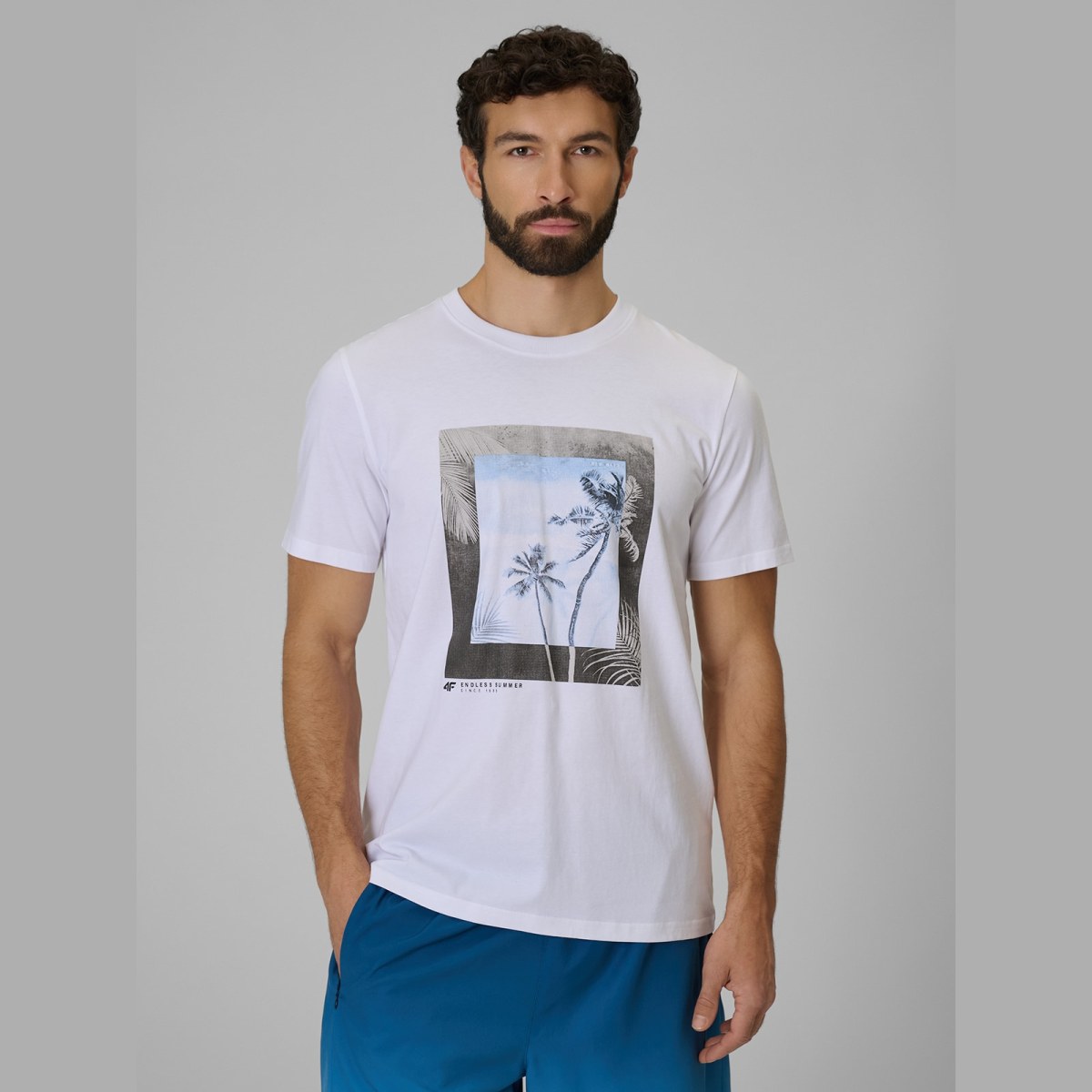 T-shirt regular s potlačou pánsky - biely · záber 1