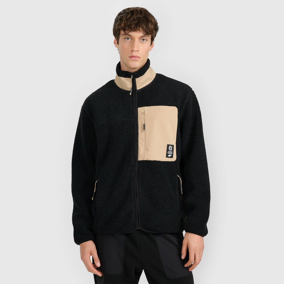 Pánsky sherpa polar regular so stojačikom - čierny · záber 1