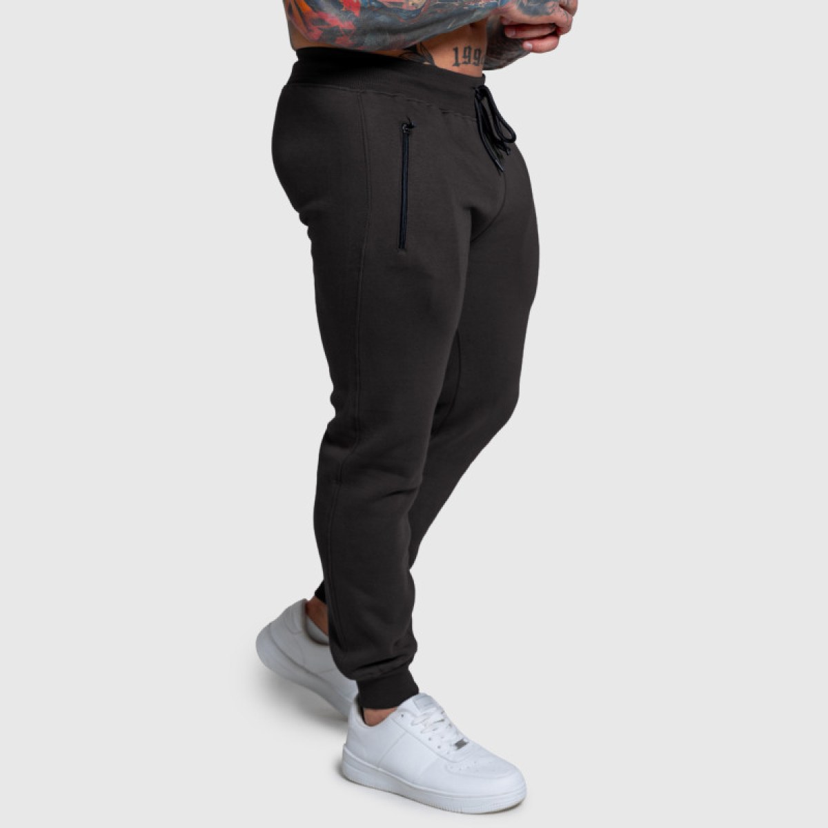 Jogger tepláky Iron Aesthetics Round, sivé · záber 5
