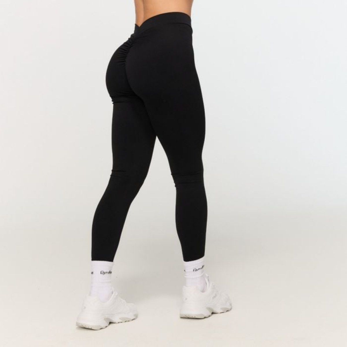 GymBeam Dámske V-back legíny Fierce Black M · záber 1