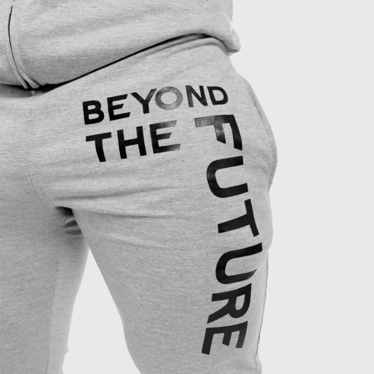 Pánske SlimFit tepláky Beyond the Future, sivé · záber 3