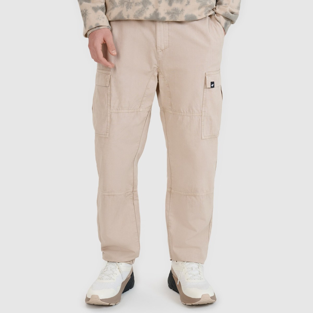 Pánske casual cargo nohavice - béžové · záber 2