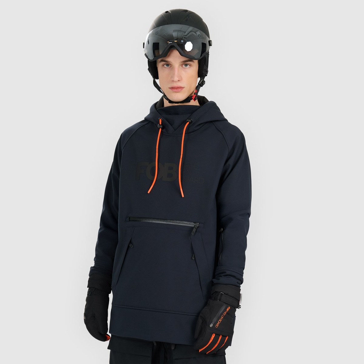 Pánska snowboardová bunda softshell vetruodolná membrána 5000 - čierna · záber 1