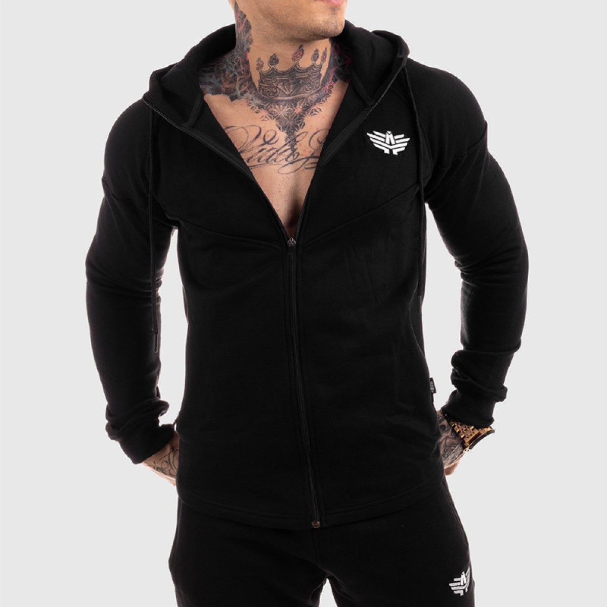 Fitness mikina so zipsom Iron Aesthetics ROUND, čierna · záber 1