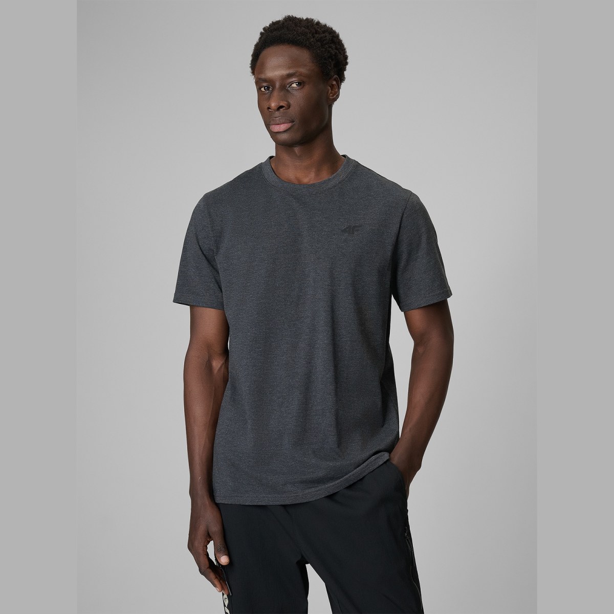 T-shirt regular hladký pánsky - sivý · záber 3