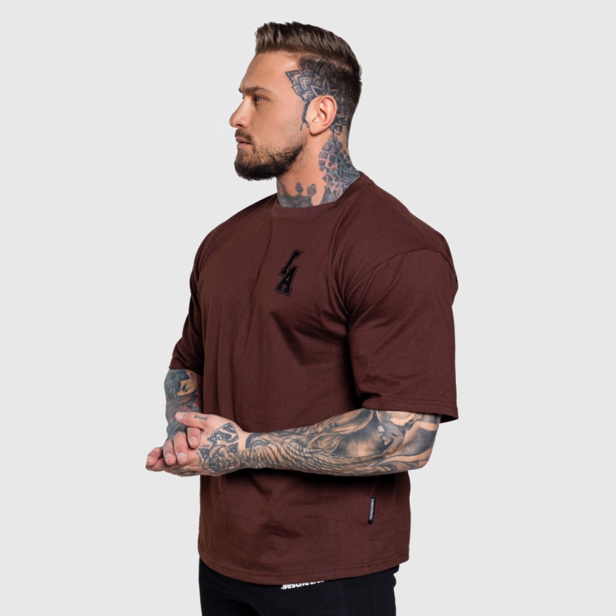 Oversize tričko Iron Aesthetics College, hnedé · záber 3