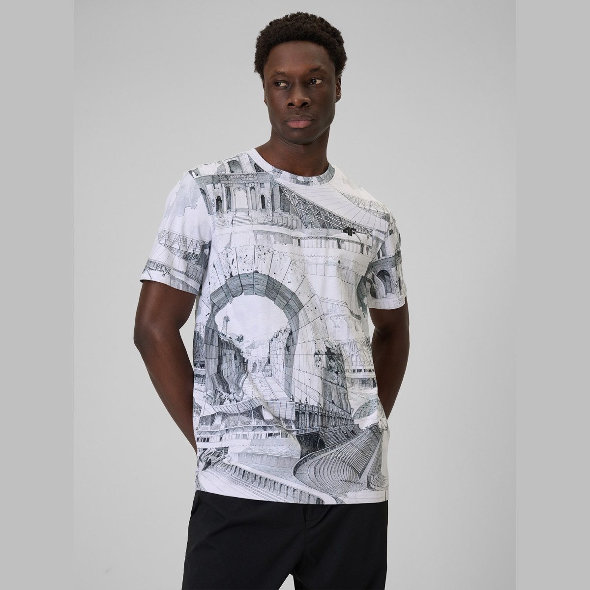 T-shirt regular s potlačou pánsky - čierno-biely · záber 1