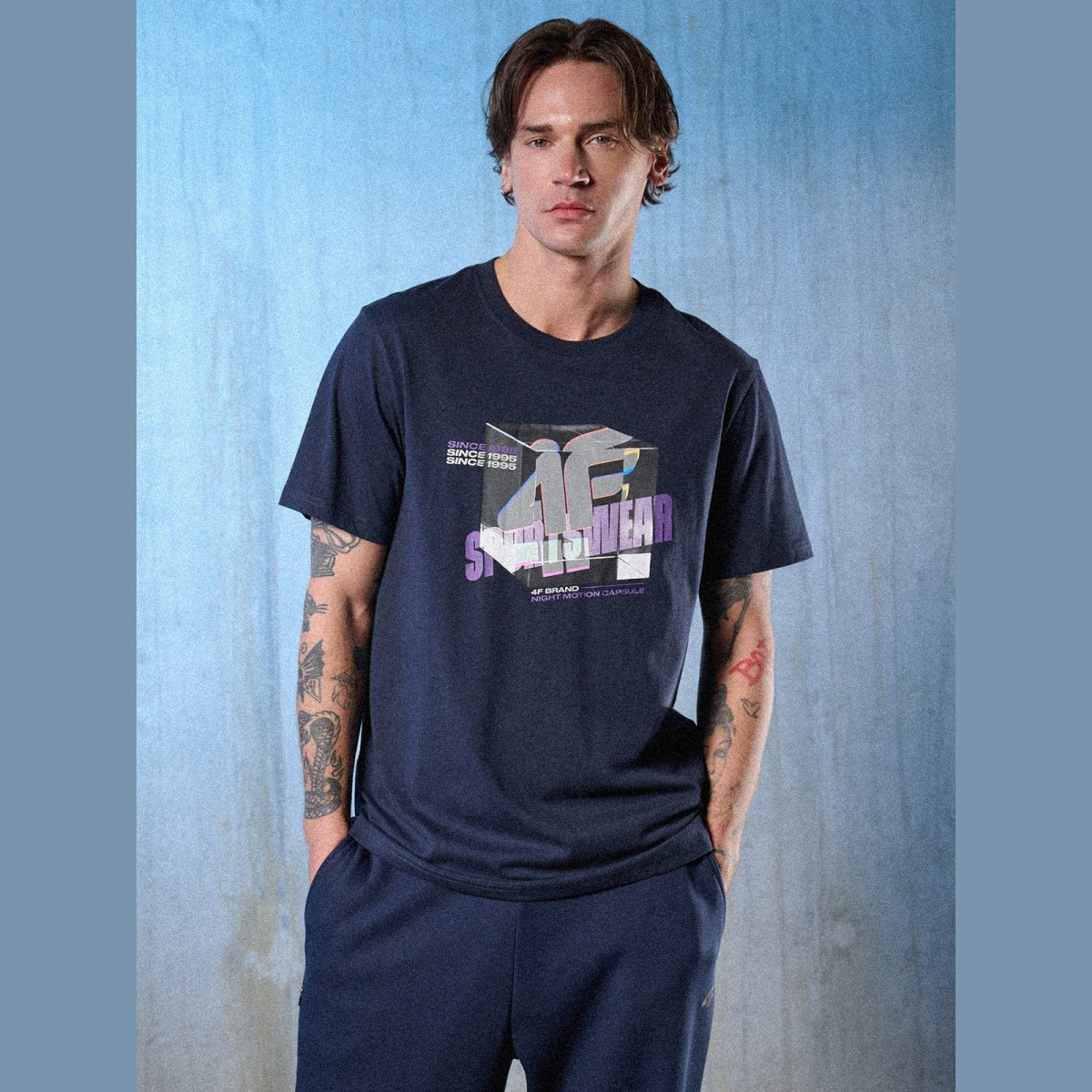 T-shirt regular s potlačou pánsky - tmavomodrý · záber 7