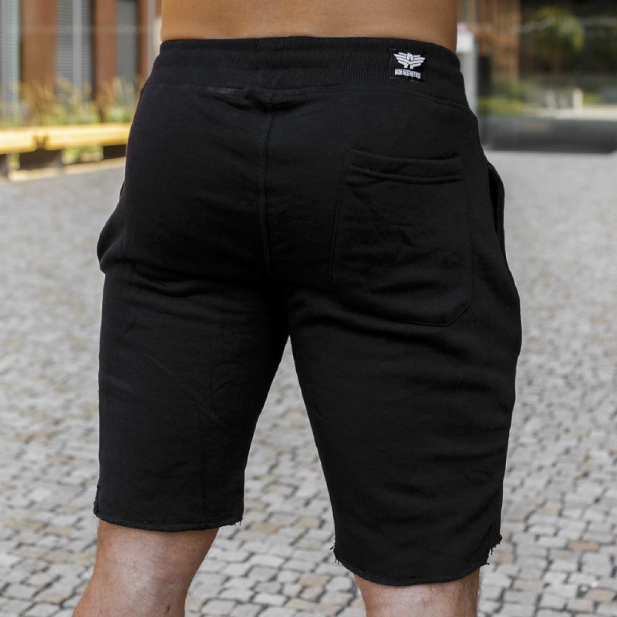 Pánske teplákové kraťasy Iron Aesthetics Skull, black · záber 3