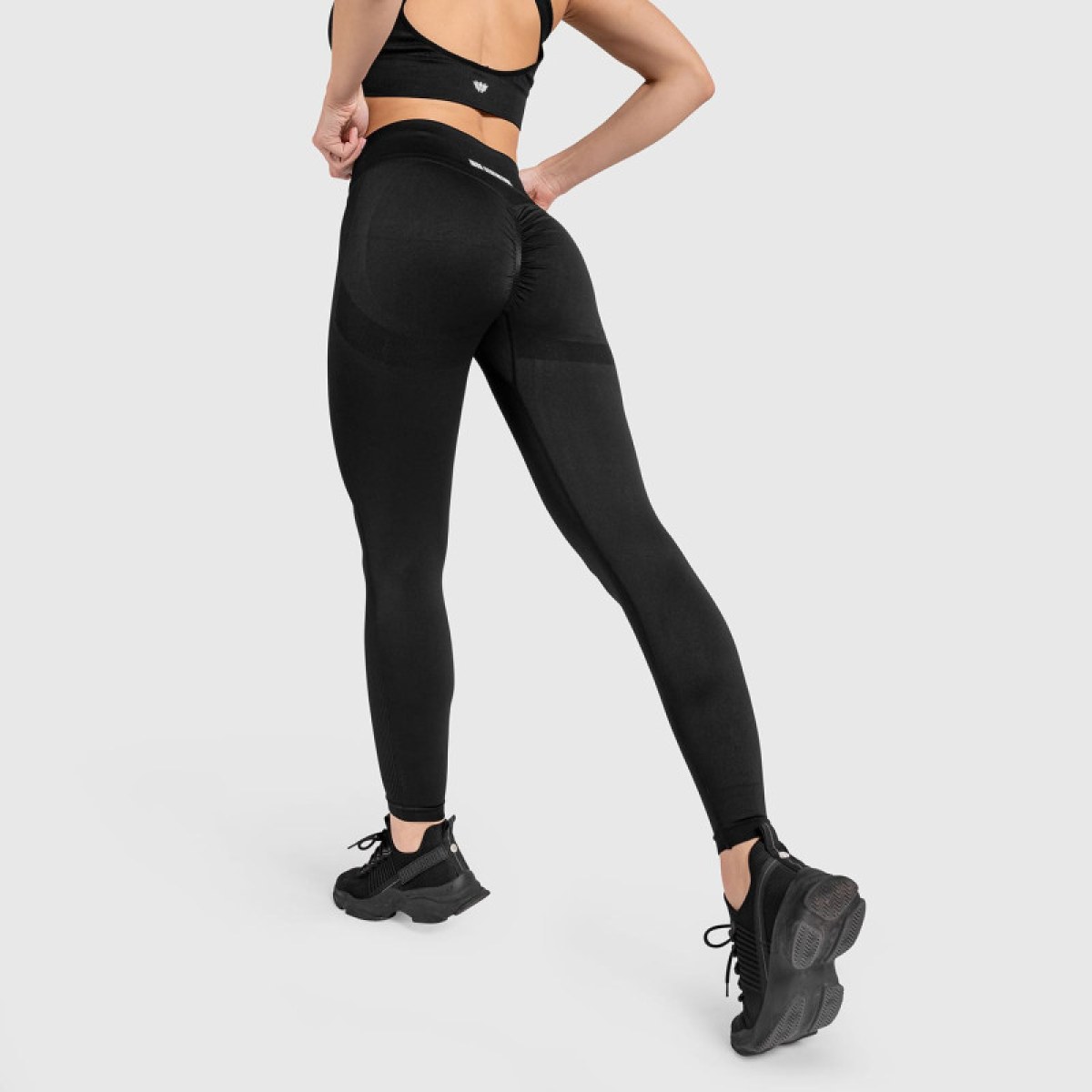 Bezšvové legíny Iron Aesthetics Seamless Butt, čierne · záber 4