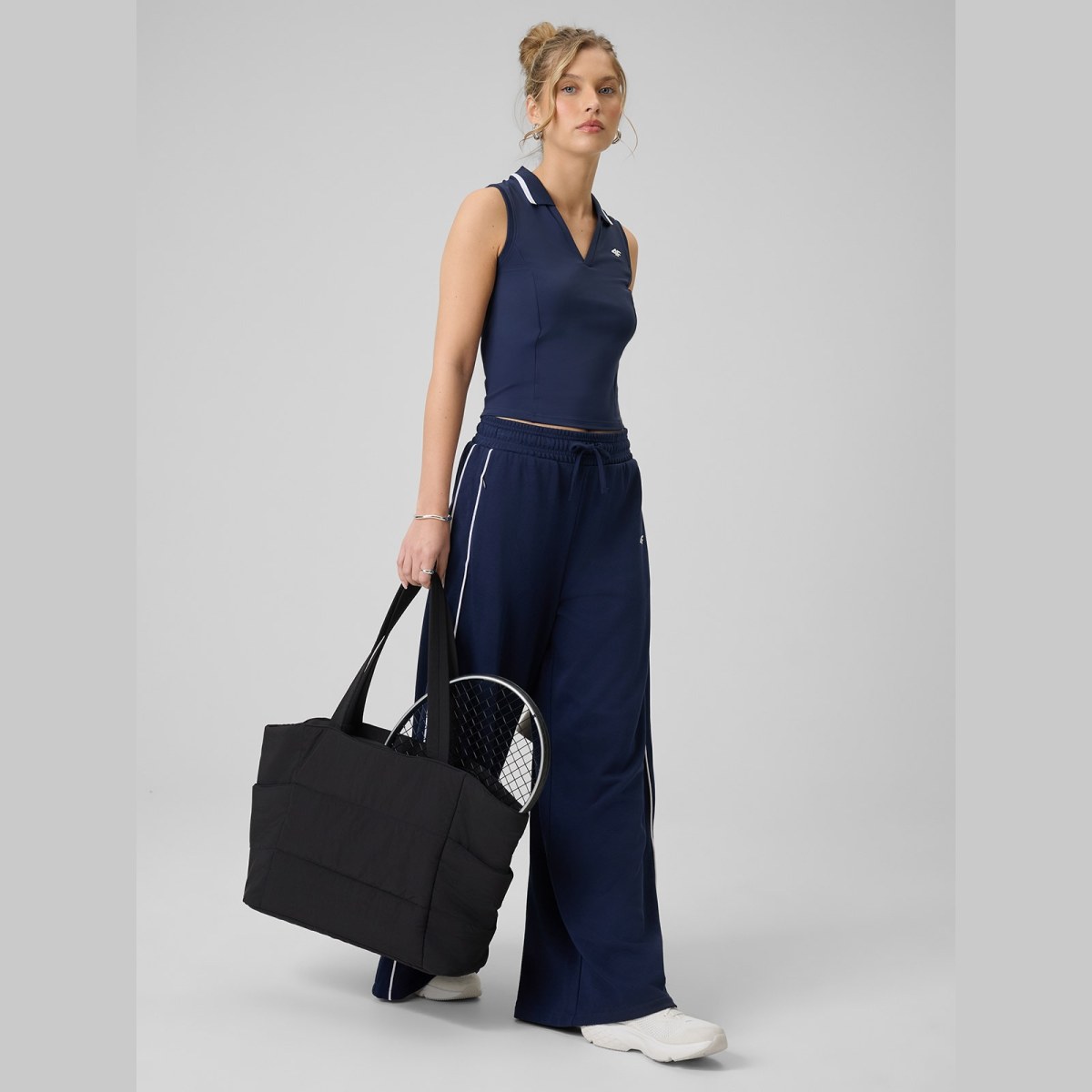Dámsky slim top s golierom - tmavomodrý · záber 2