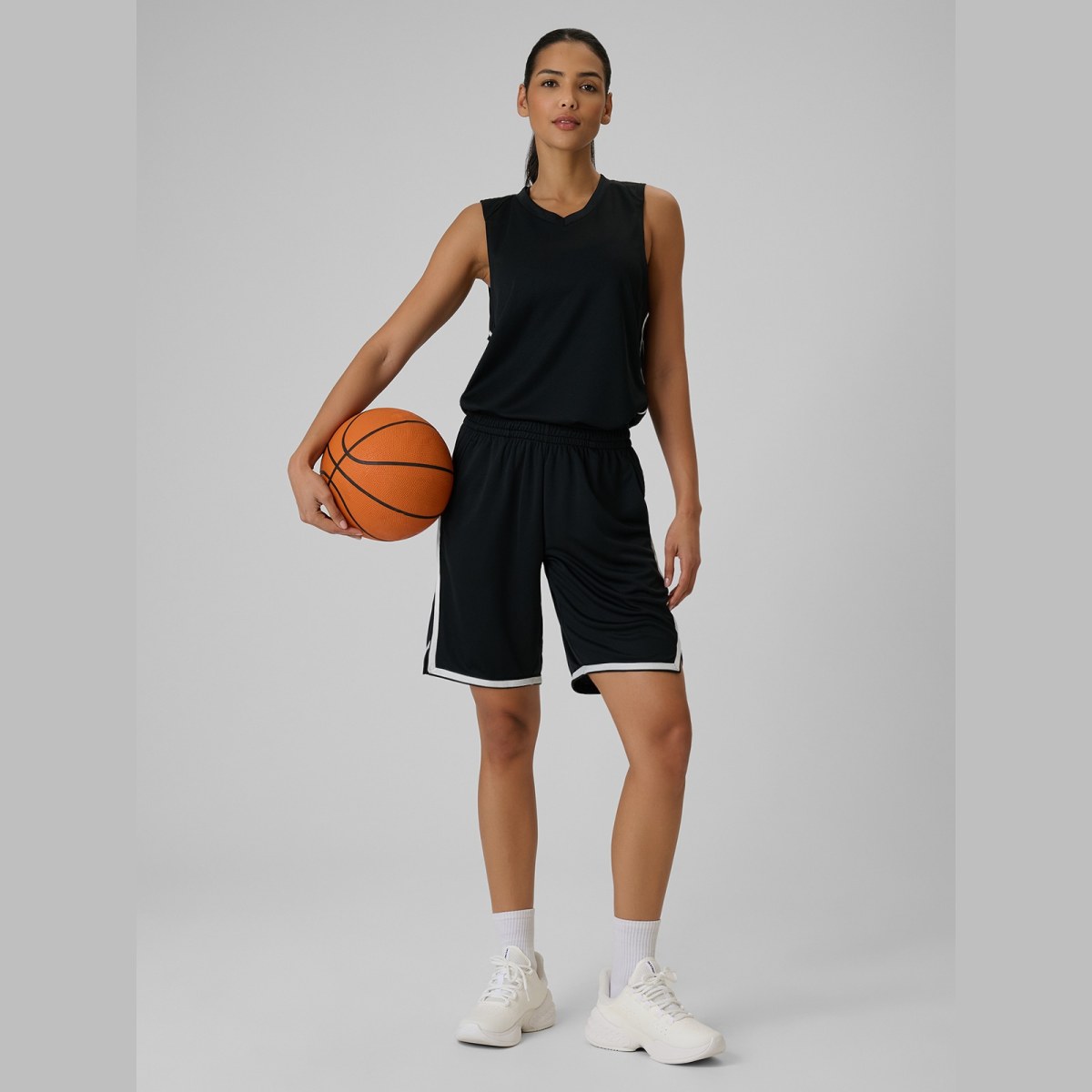 Unisex rýchloschnúce basketbalové šortky - čierne · záber 1