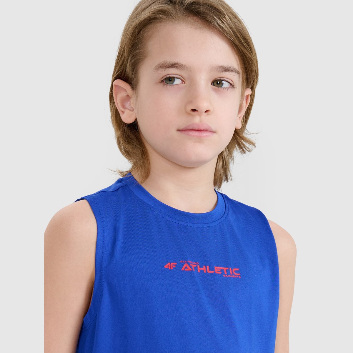 Chlapčenský rýchloschnúci športový tank top - tmavomodrý · záber 1