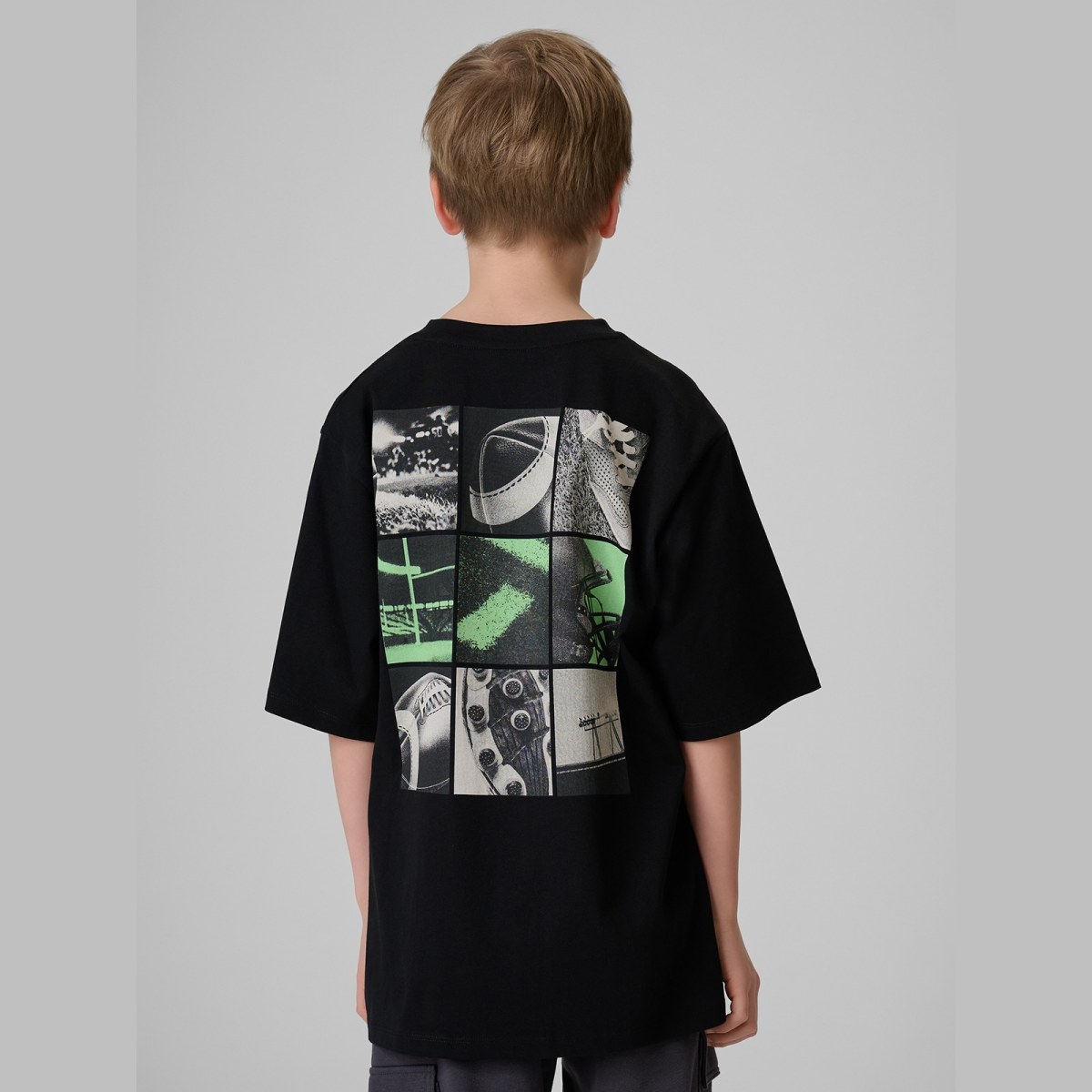 T-shirt loose s potlačou chlapčenský - čierny · záber 1