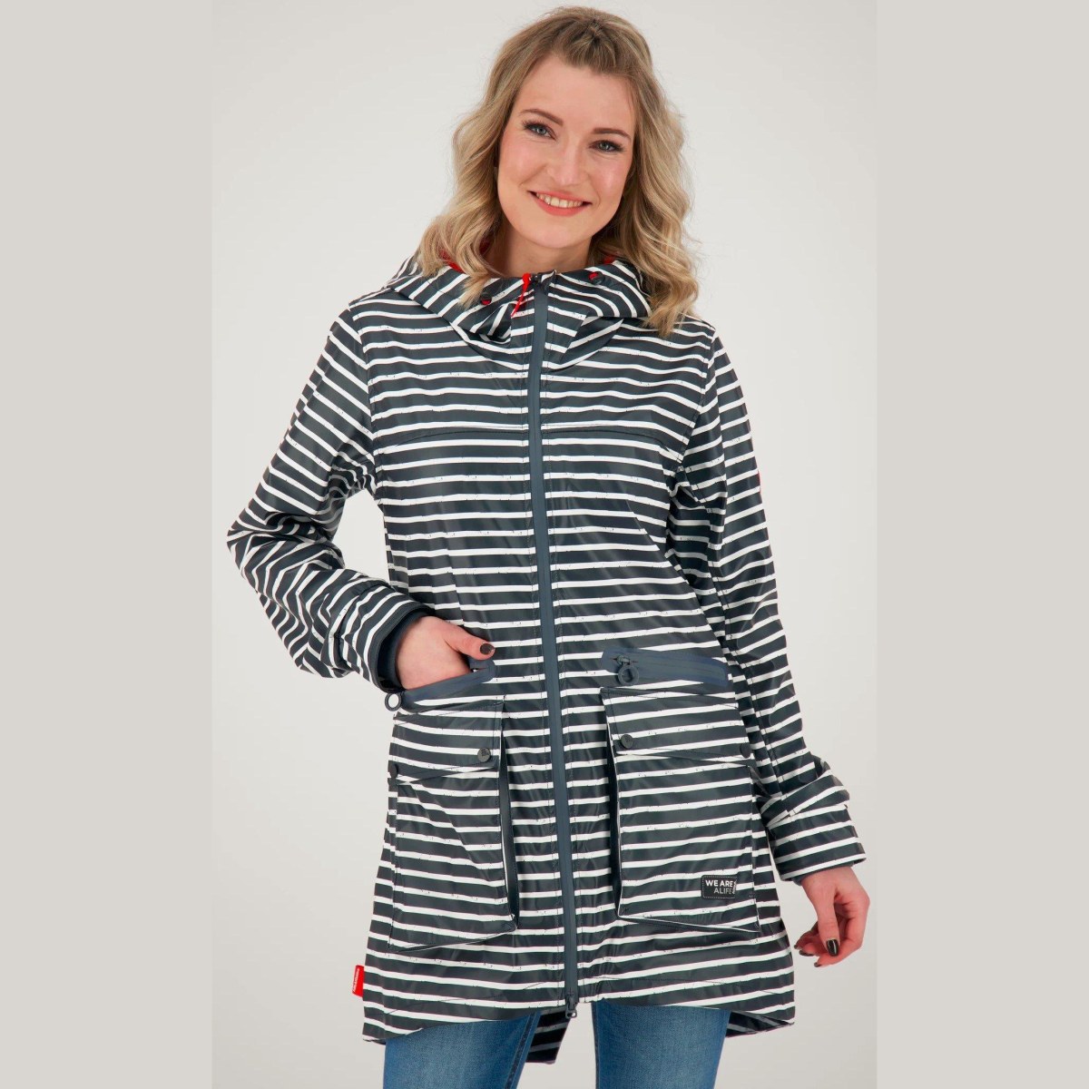ALIFE AND KICKIN Alife & Kickin AudreyAK Raincoat - Veľkosť: M · záber 2