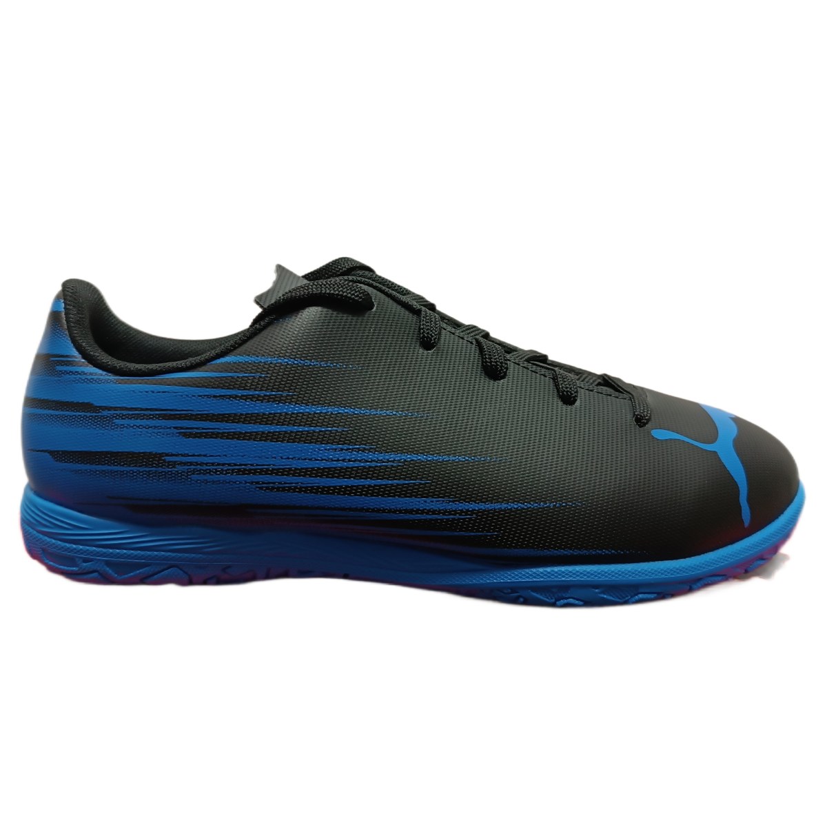 Puma Attacanto II Kids IT - Veľkosť: 38 | Farba: Čierna, Modrá · záber 1