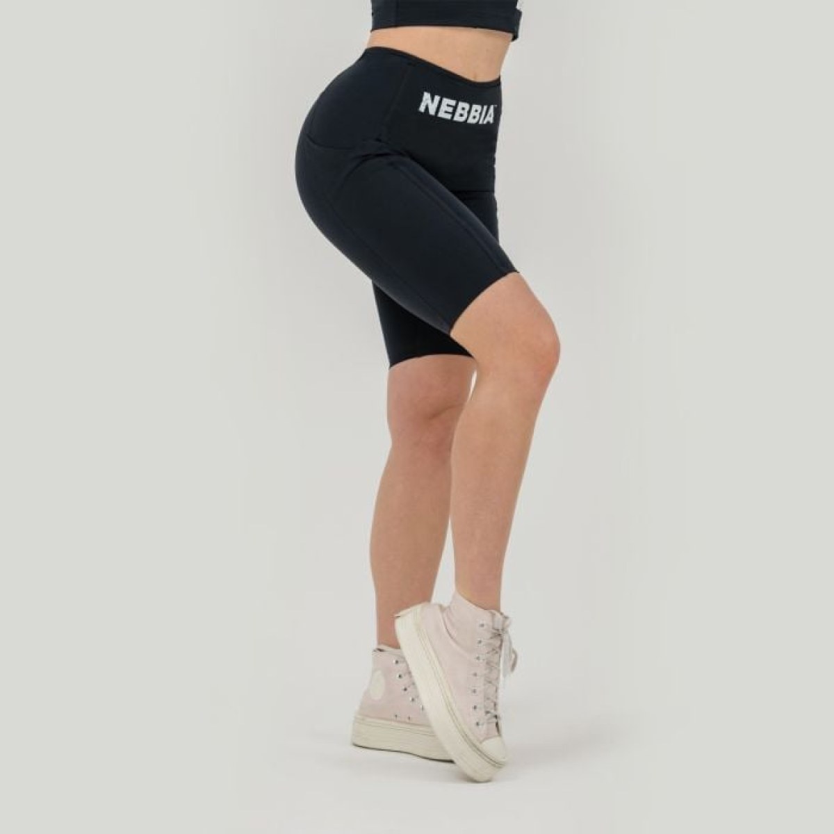 NEBBIA Dámske šortky Biker High Waist Gym Therapy Black XSXS · záber 1