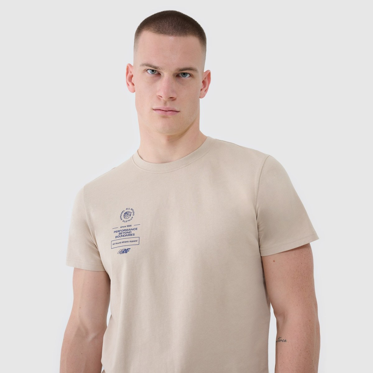 TSHIRT · záber 2