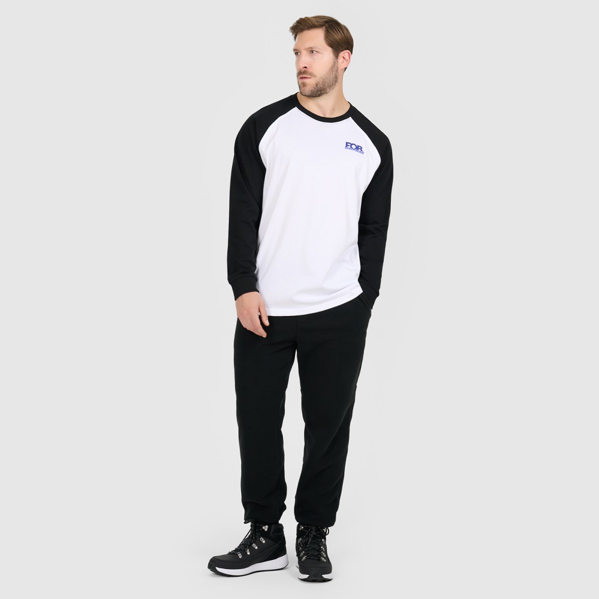 Pánsky oversize longsleeve - biely · záber 2