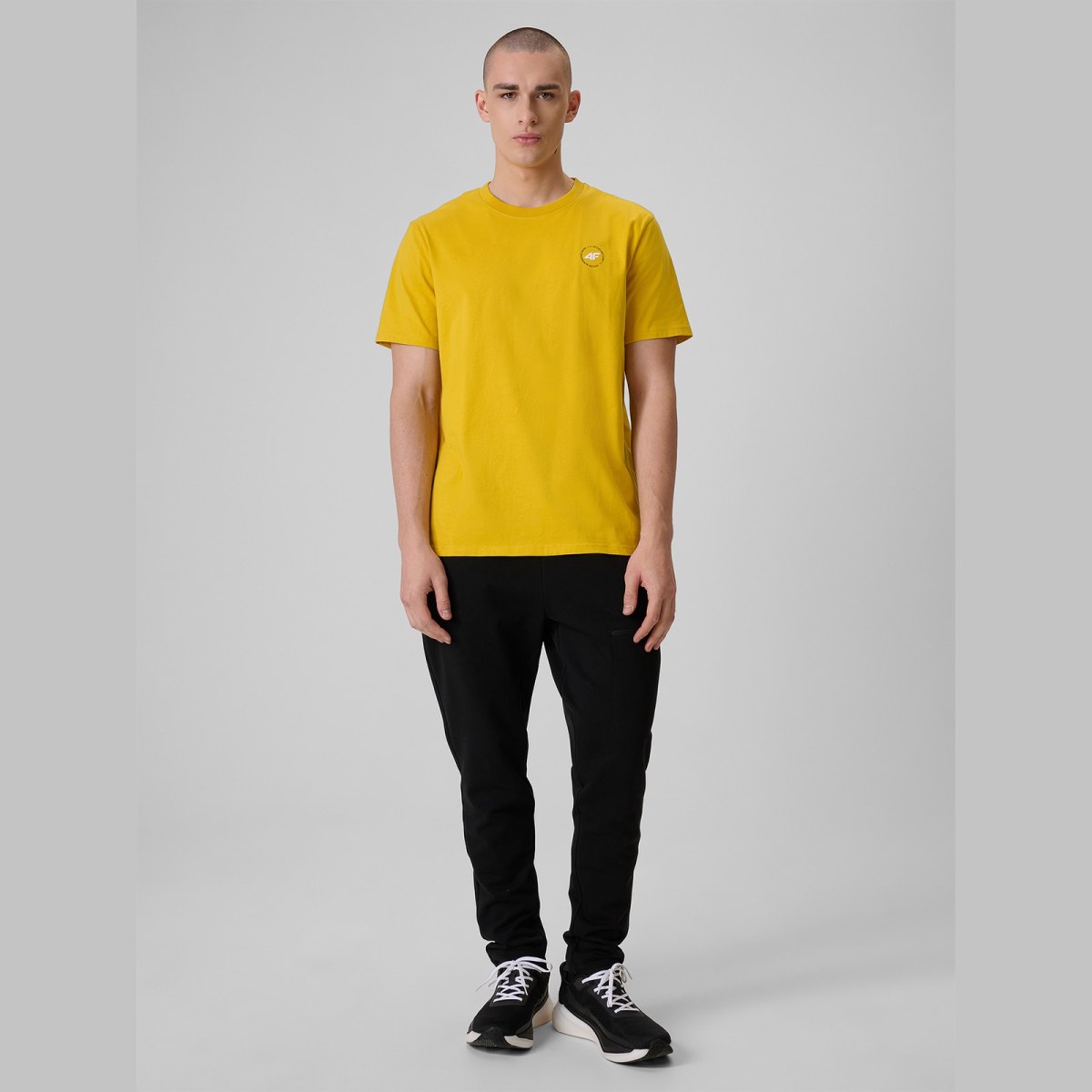 T-shirt relaxed s potlačou pánsky - žltý · záber 2