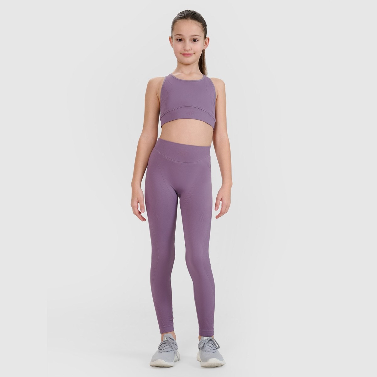 Dievčenské rýchloschnúce športové legíny 4F JUNIOR x Anna Lewandowska - fialové · záber 1