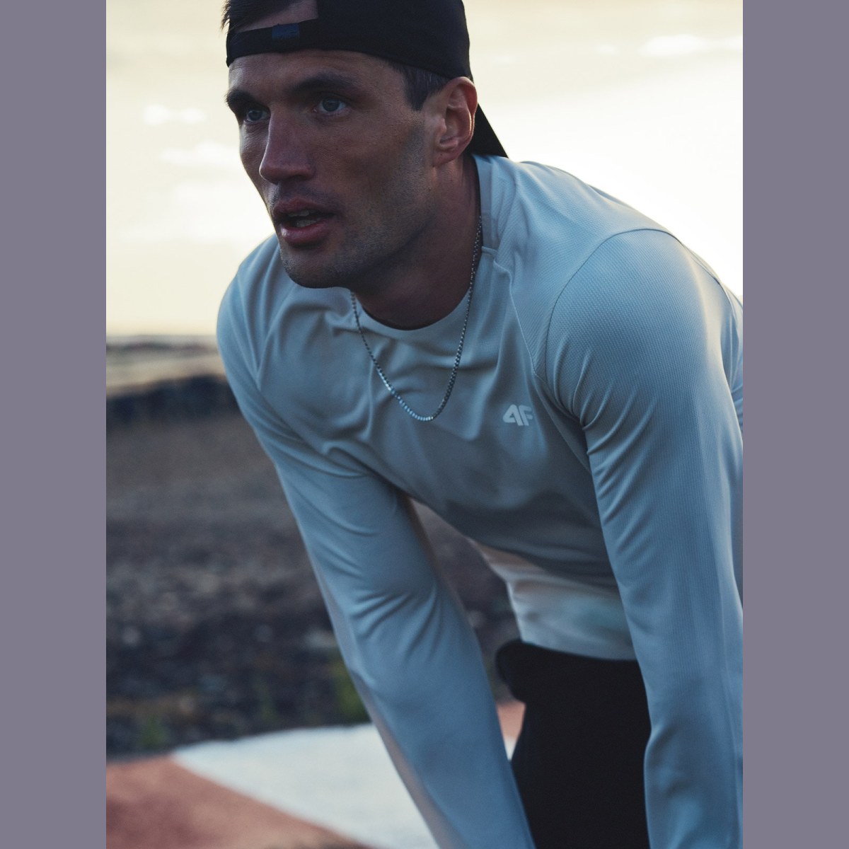 Longsleeve na behanie rýchloschnúci pánsky - sivý · záber 1