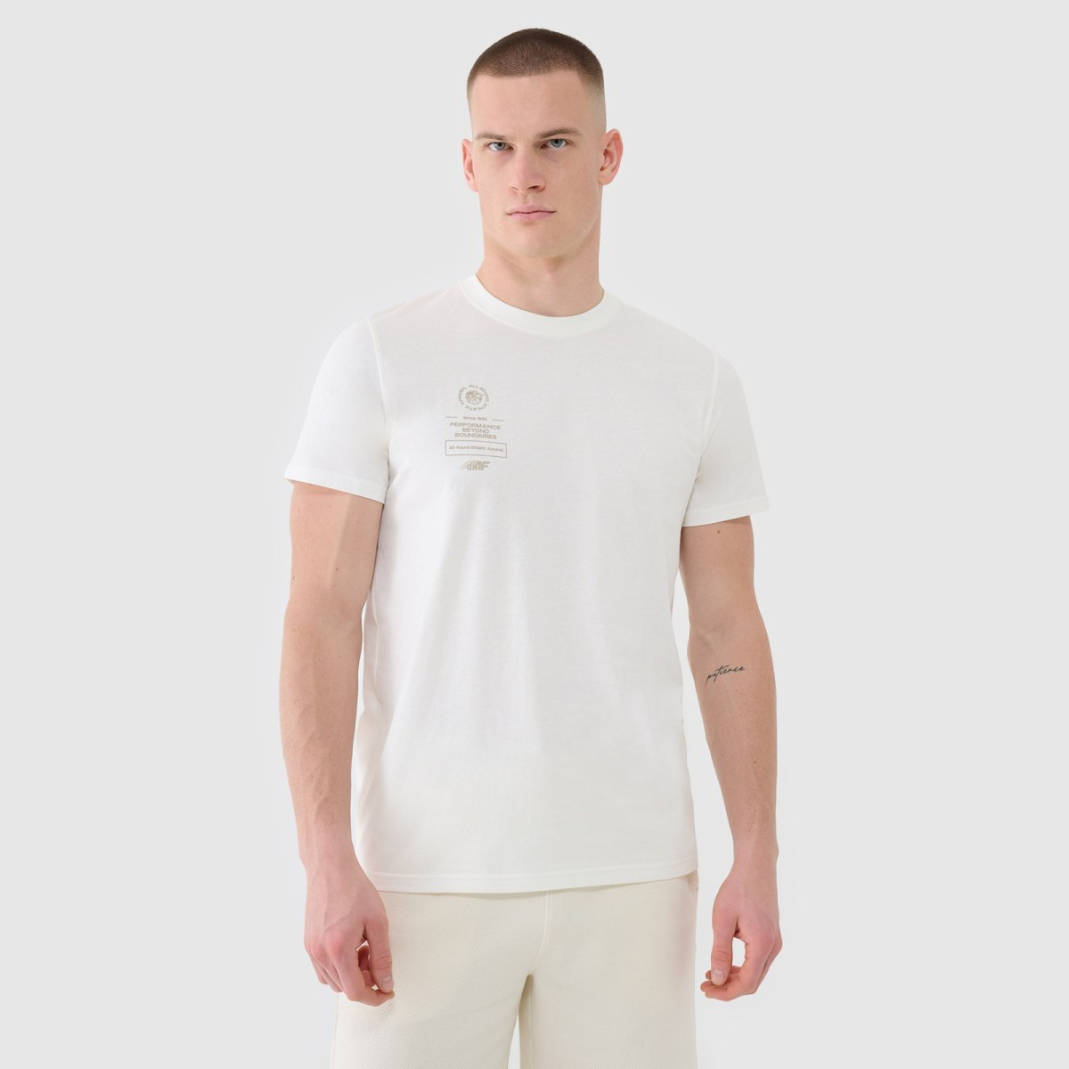 TSHIRT · záber 1
