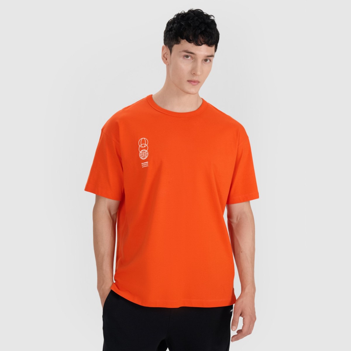 Pánske oversize tričko s potlačou - oranžové · záber 1