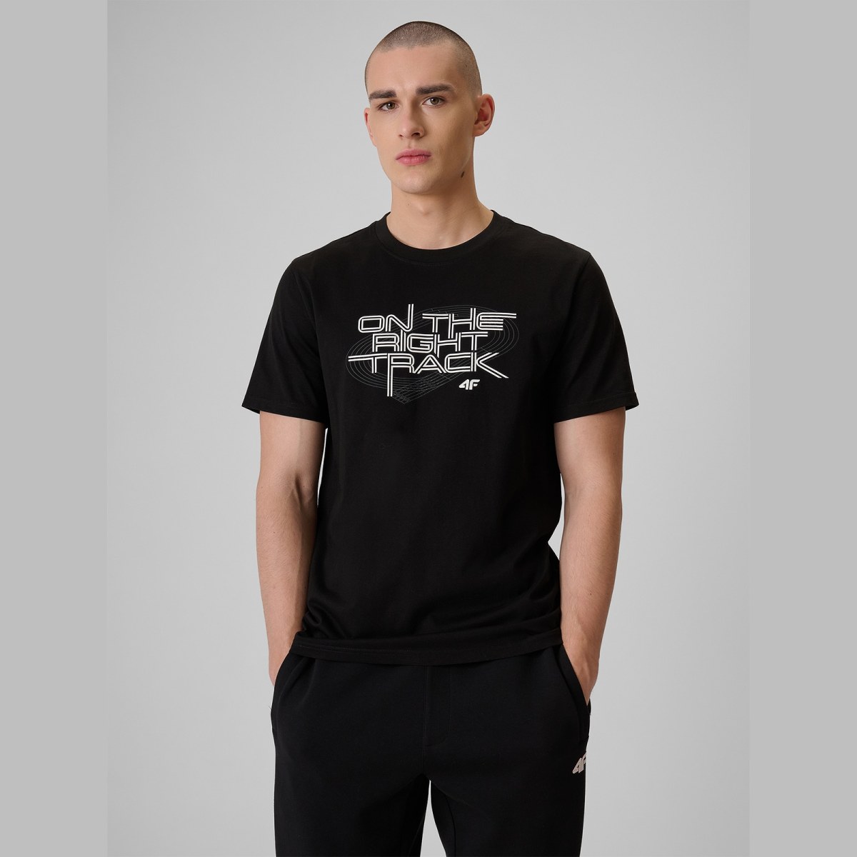 T-shirt regular s potlačou pánsky - čierny · záber 1