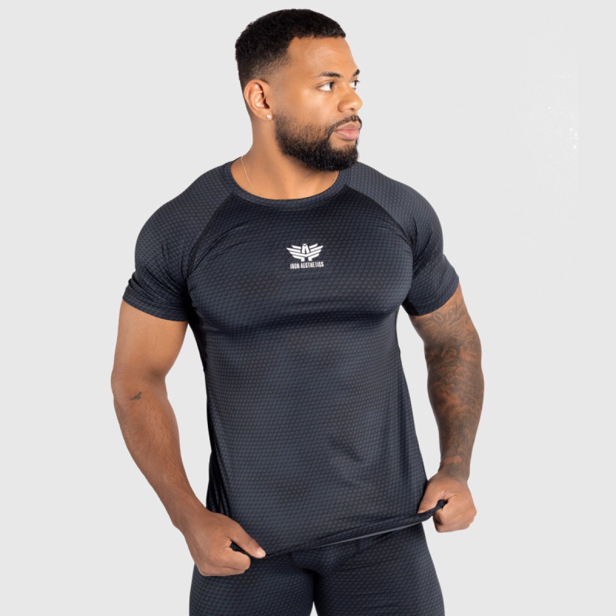 Funkčné tričko Iron Aesthetics Evolution, čierne · záber 1