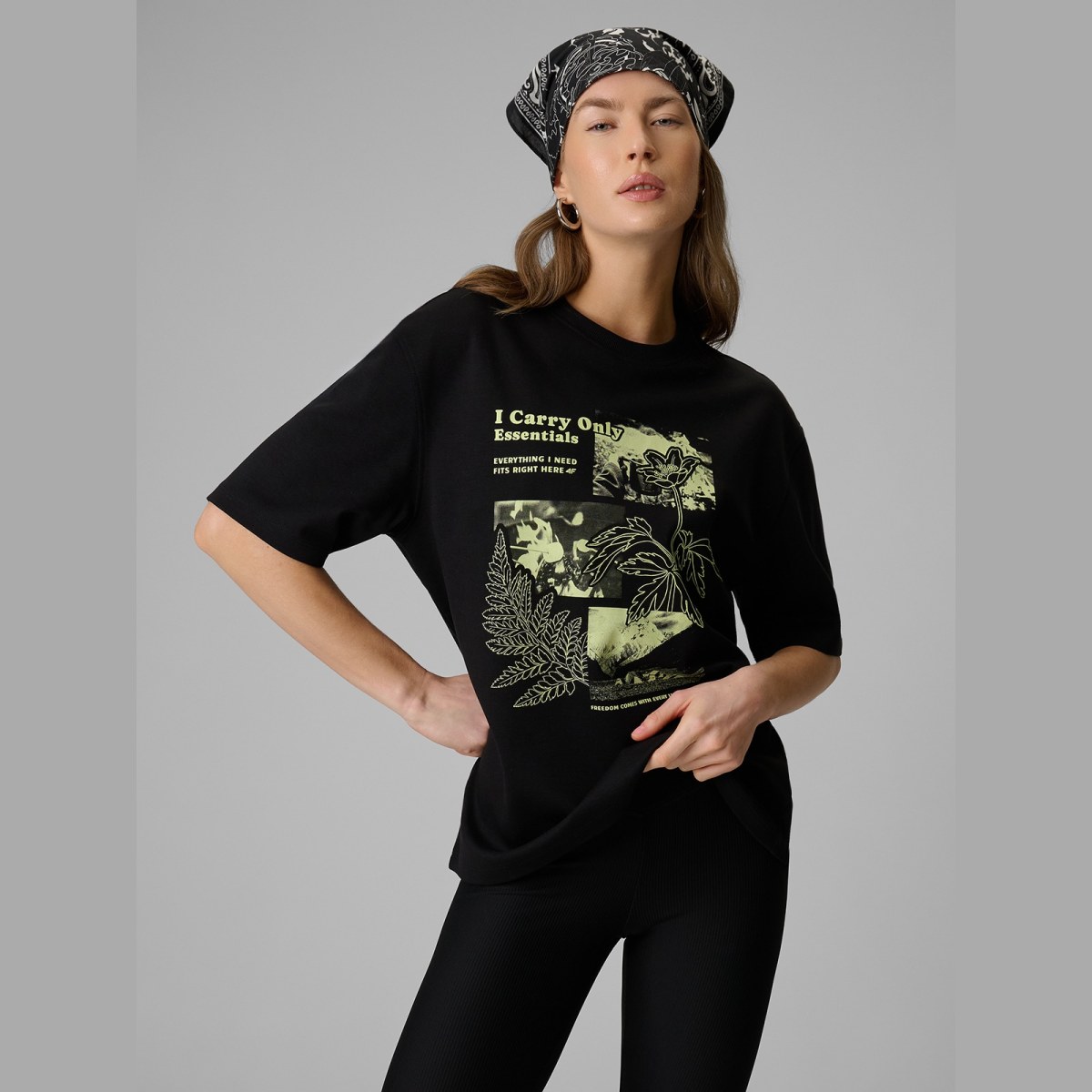 T-shirt loose s potlačou dámsky - čierny · záber 7
