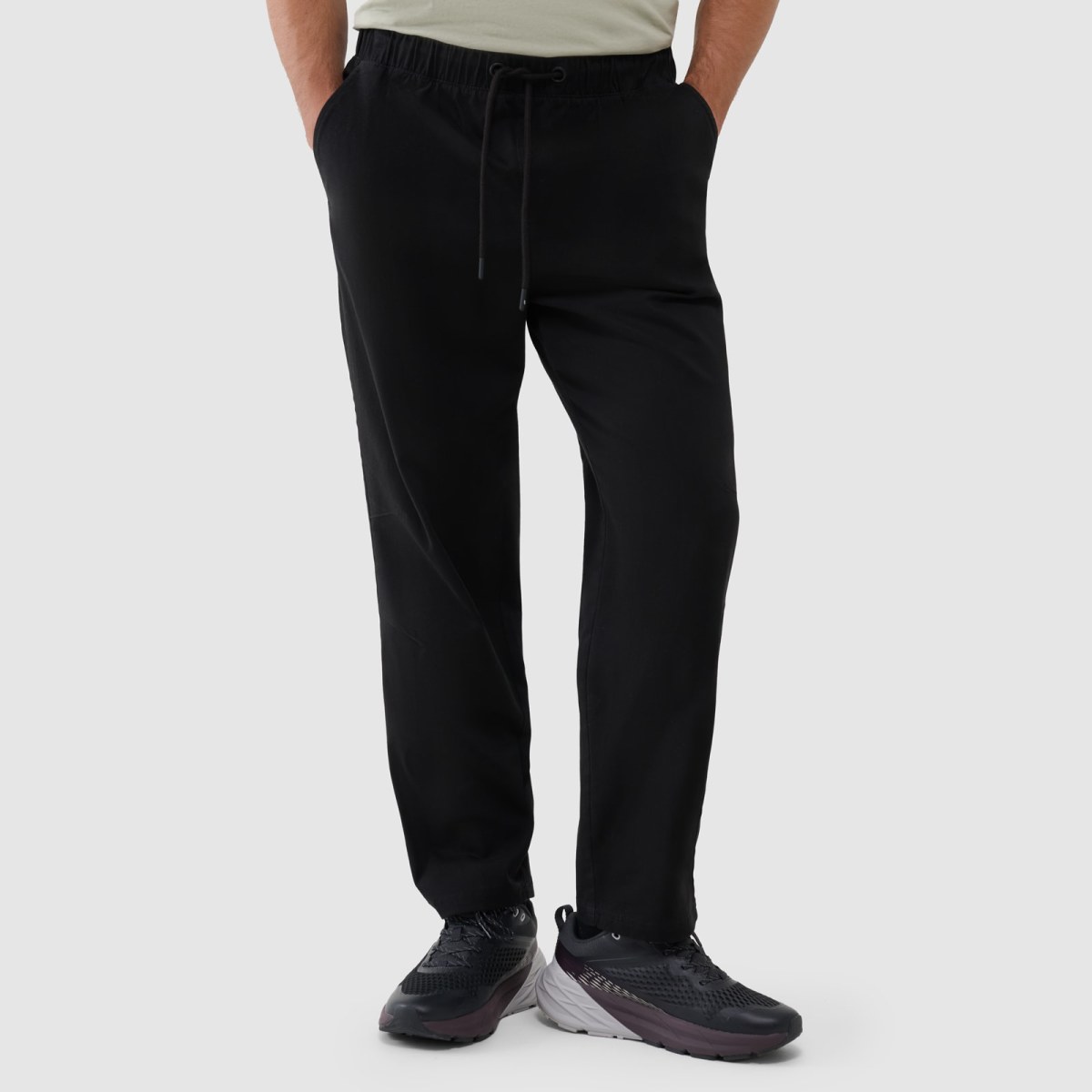Pánske casual nohavice - čierne · záber 4