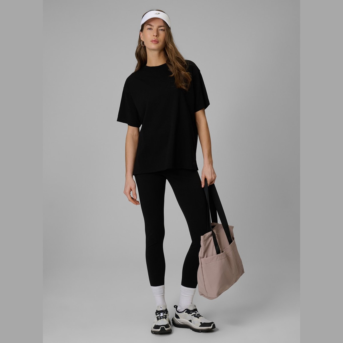 TSHIRT · záber 2