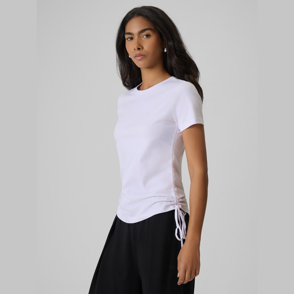 T-shirt slim hladký dámsky - biely · záber 3