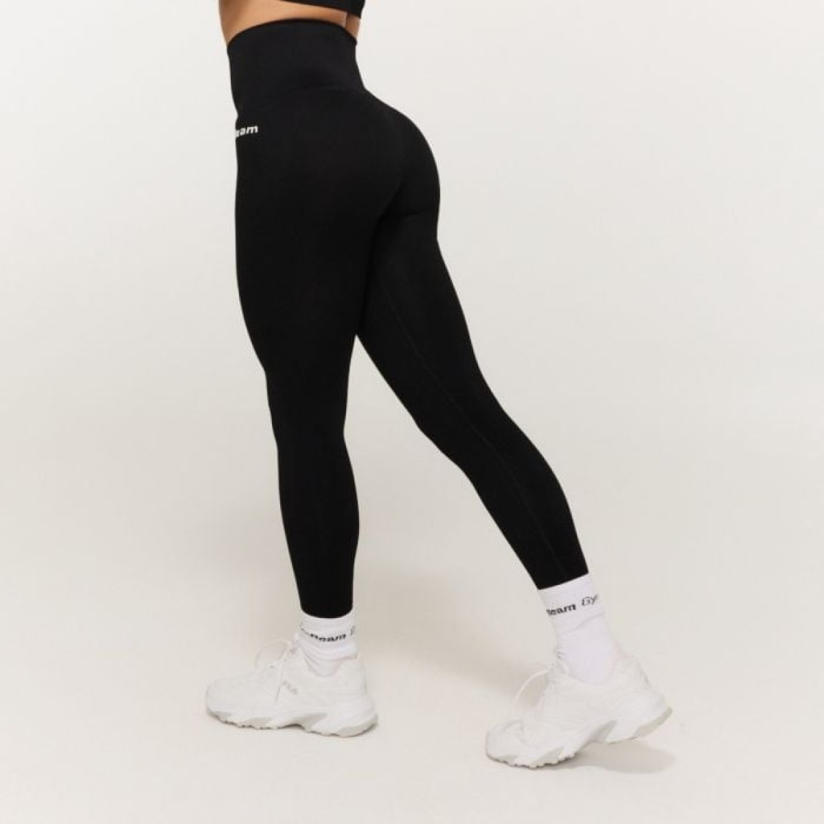 GymBeam Dámske legíny GymBabe Black M · záber 1