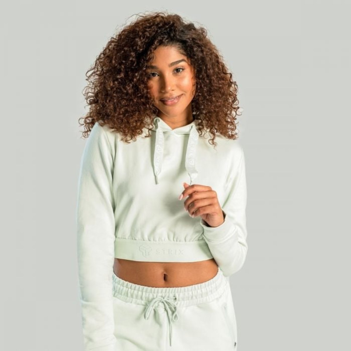 STRIX Dámska mikina Essential Cropped Hoodie Moon Grey SS · záber 1