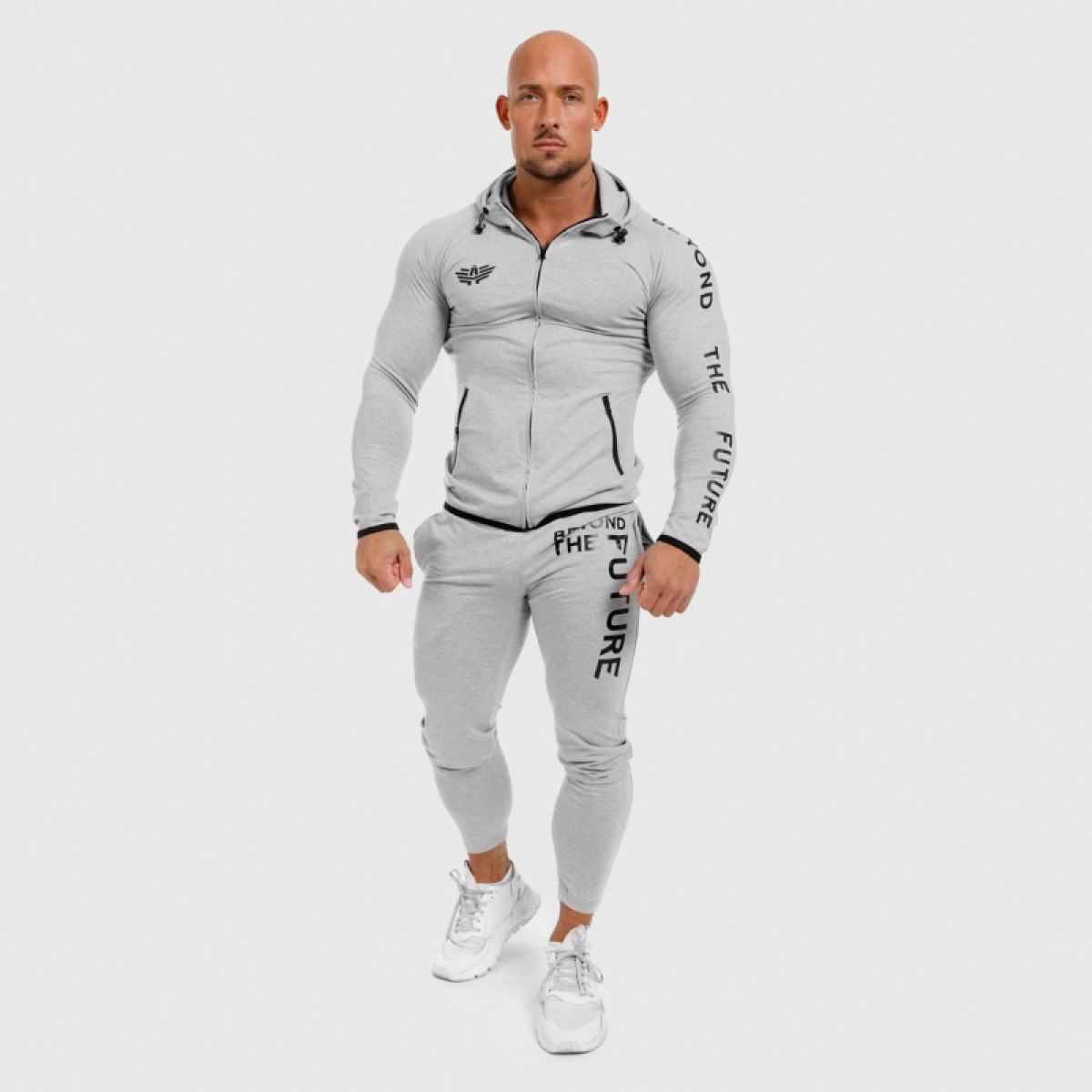 Pánska športová SlimFit súprava Iron Aesthetics Beyond the Future, sivá · záber 1