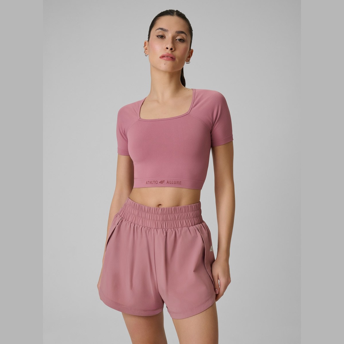Dámsky bezšvový tréningový crop top - ružový · záber 1